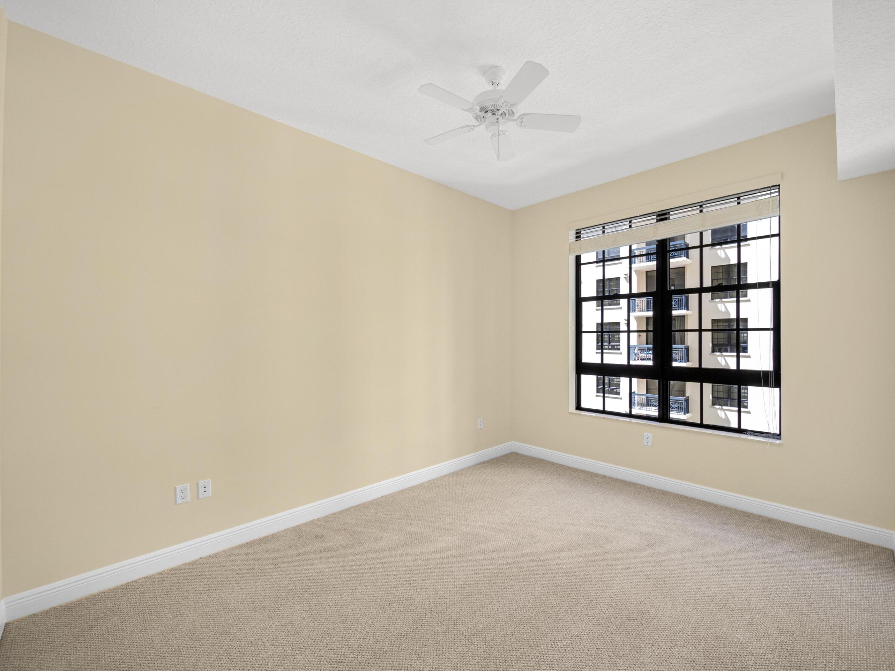 701 S Olive Avenue 1012