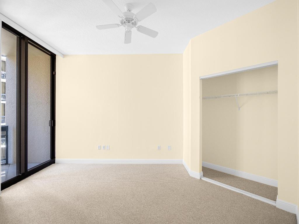 701 S Olive Avenue 1012