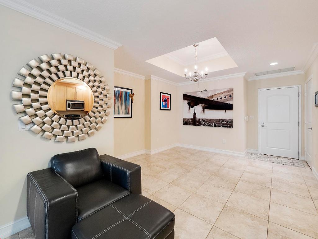 701 S Olive Avenue 1105