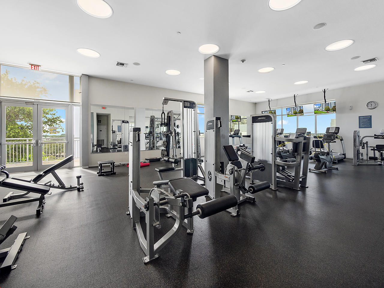 300 S Australian Avenue 1606