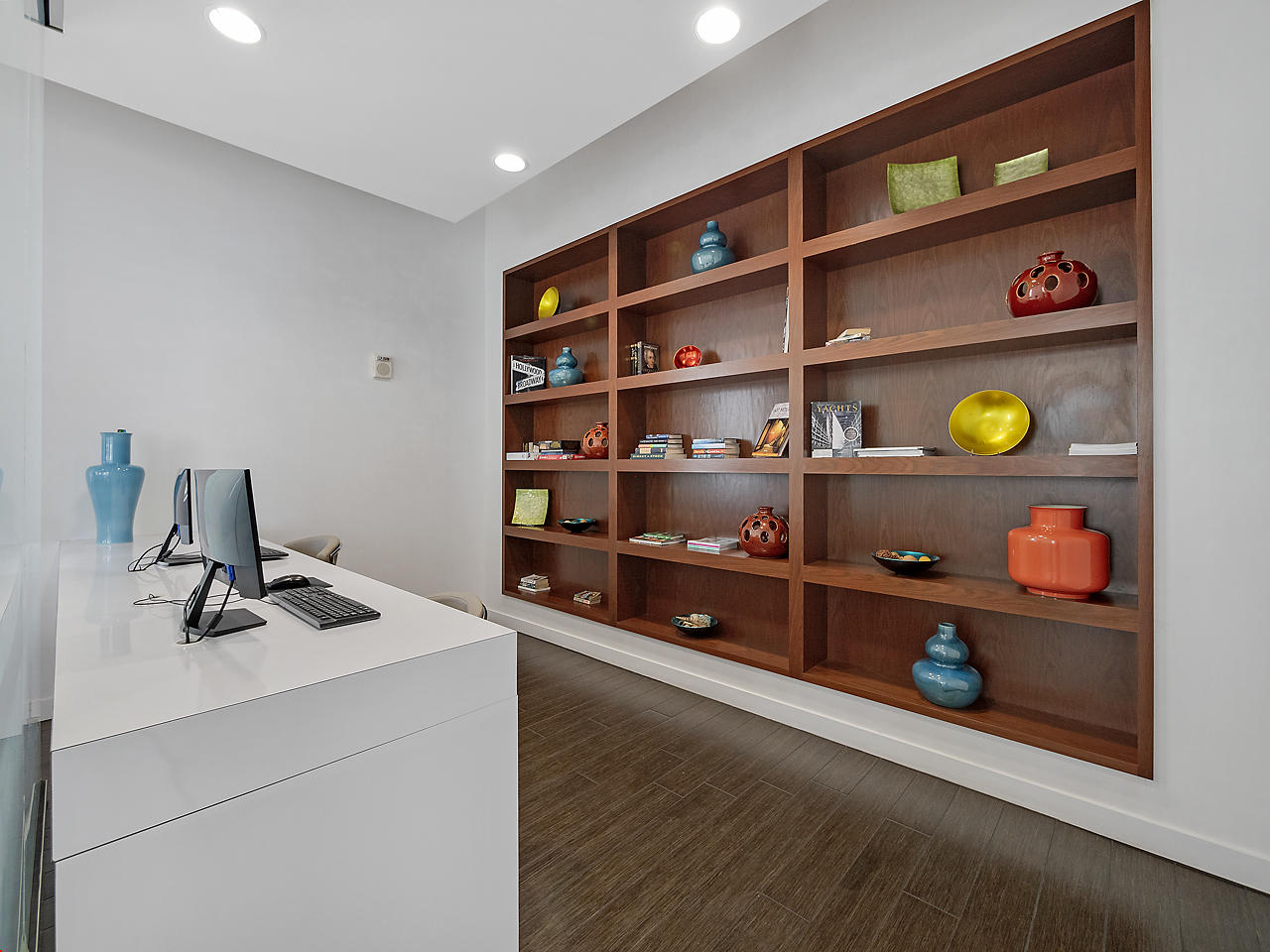 300 S Australian Avenue 1606