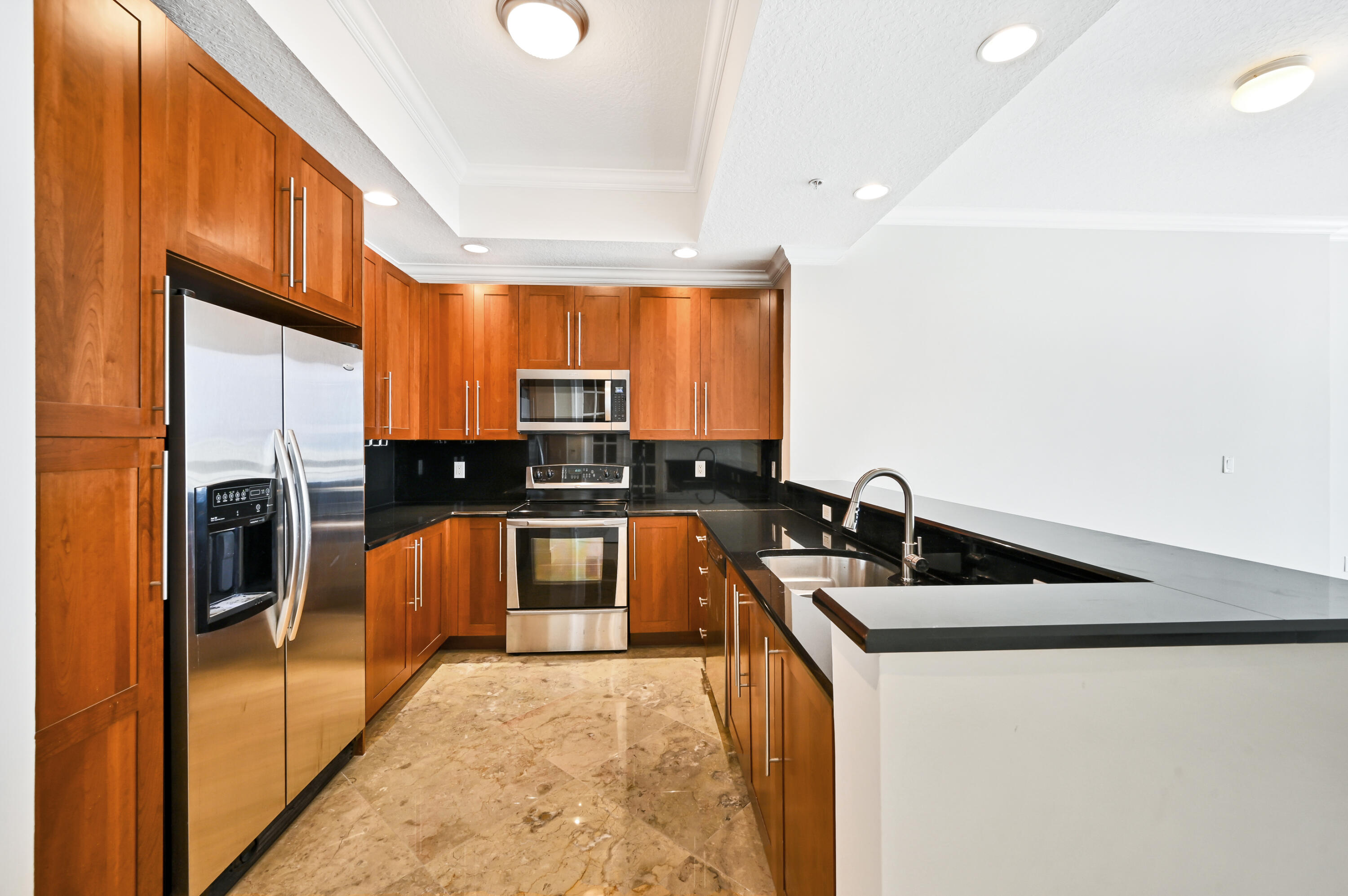 701 S Olive Avenue 1521