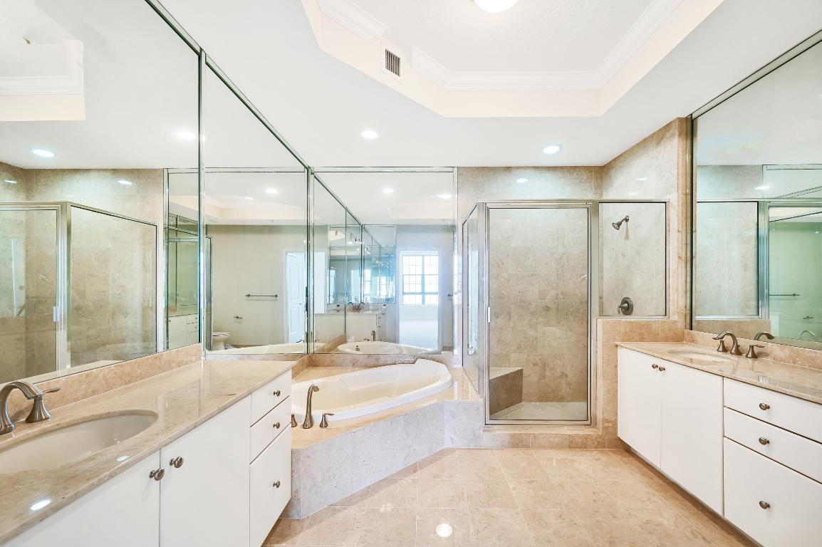 701 S Olive Avenue 1521