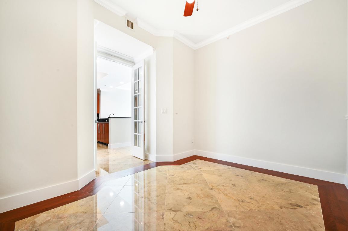 701 S Olive Avenue 1521