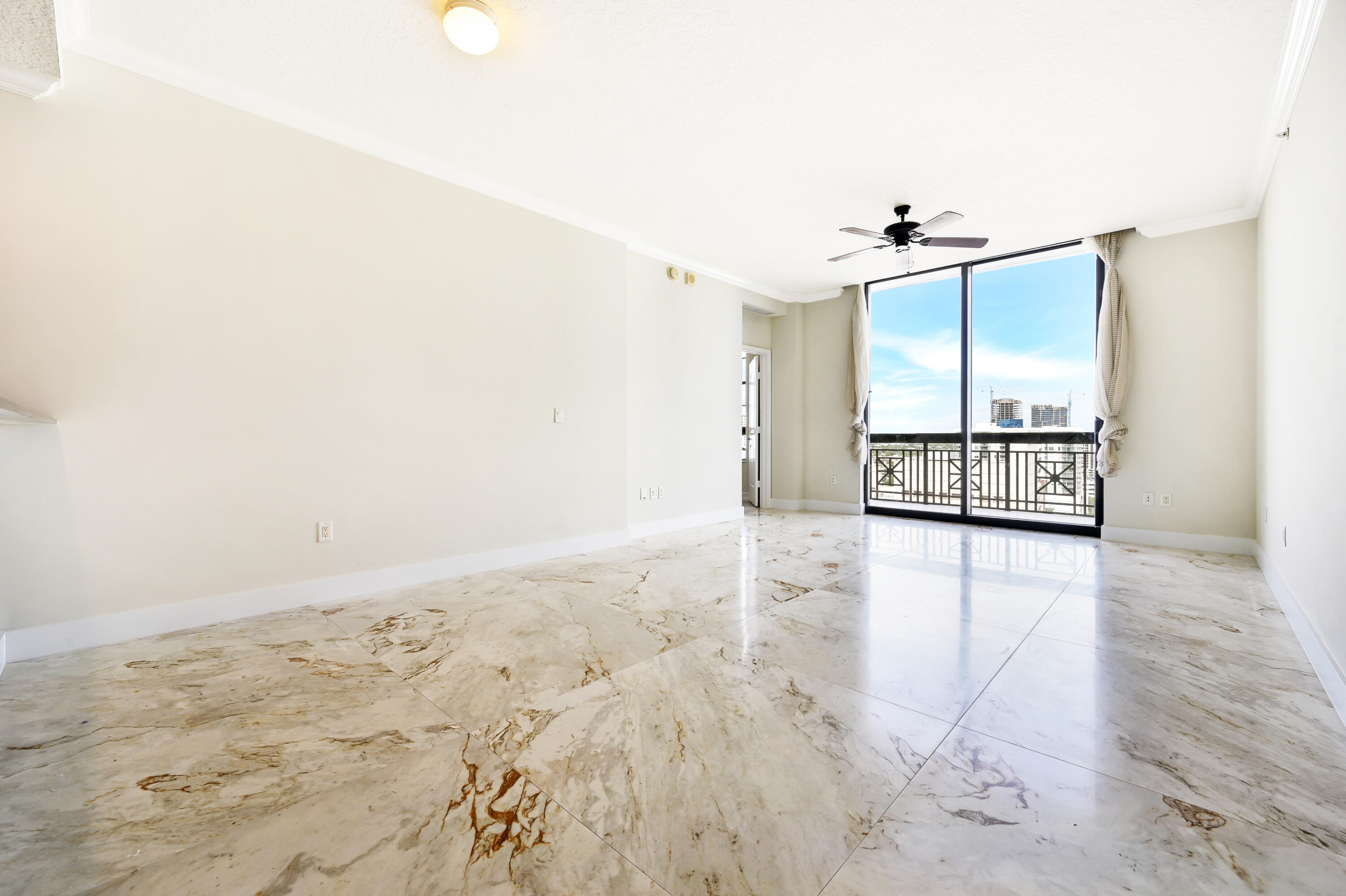 701 S Olive Avenue 1521