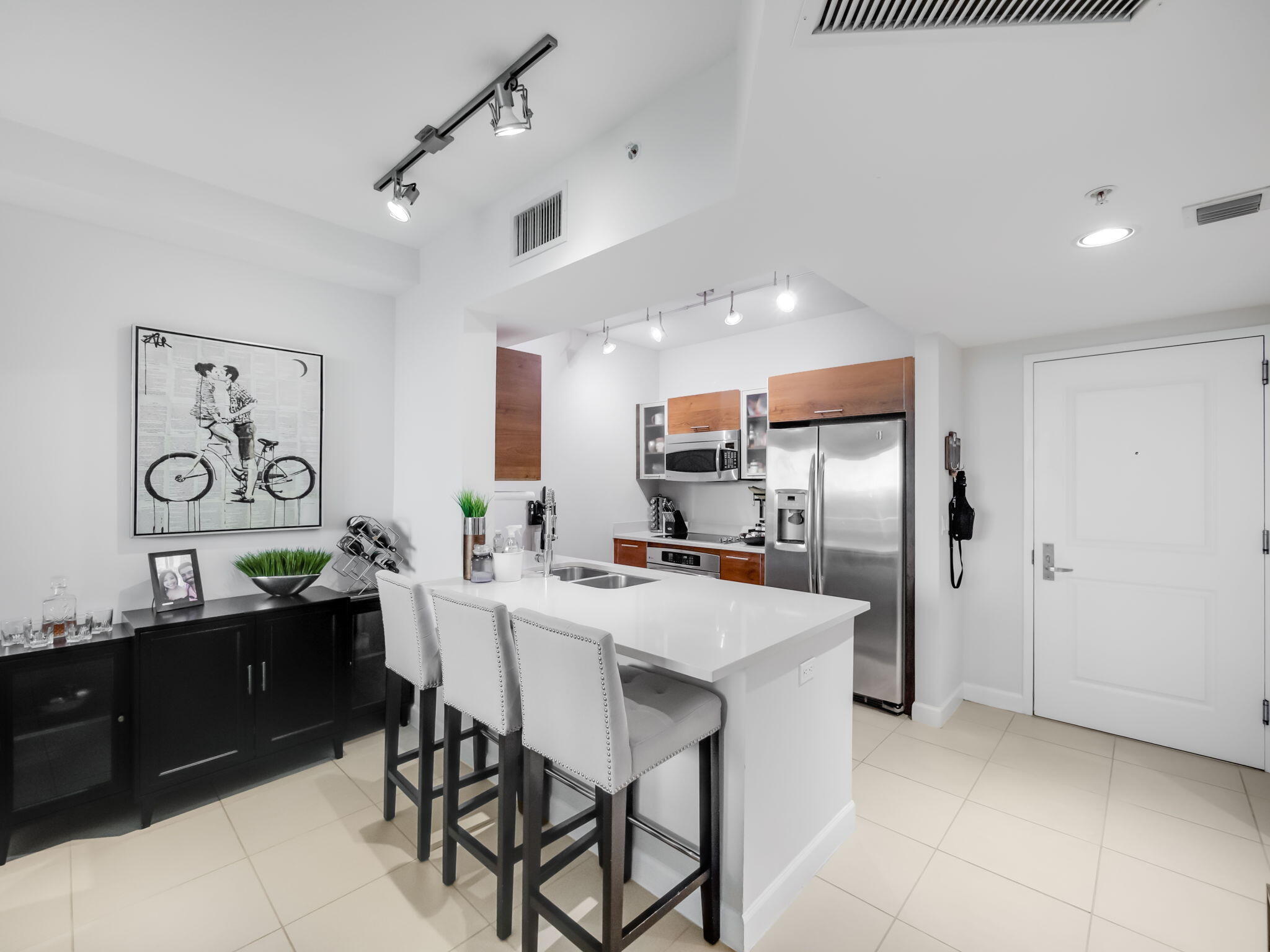 480 Hibiscus Street 341