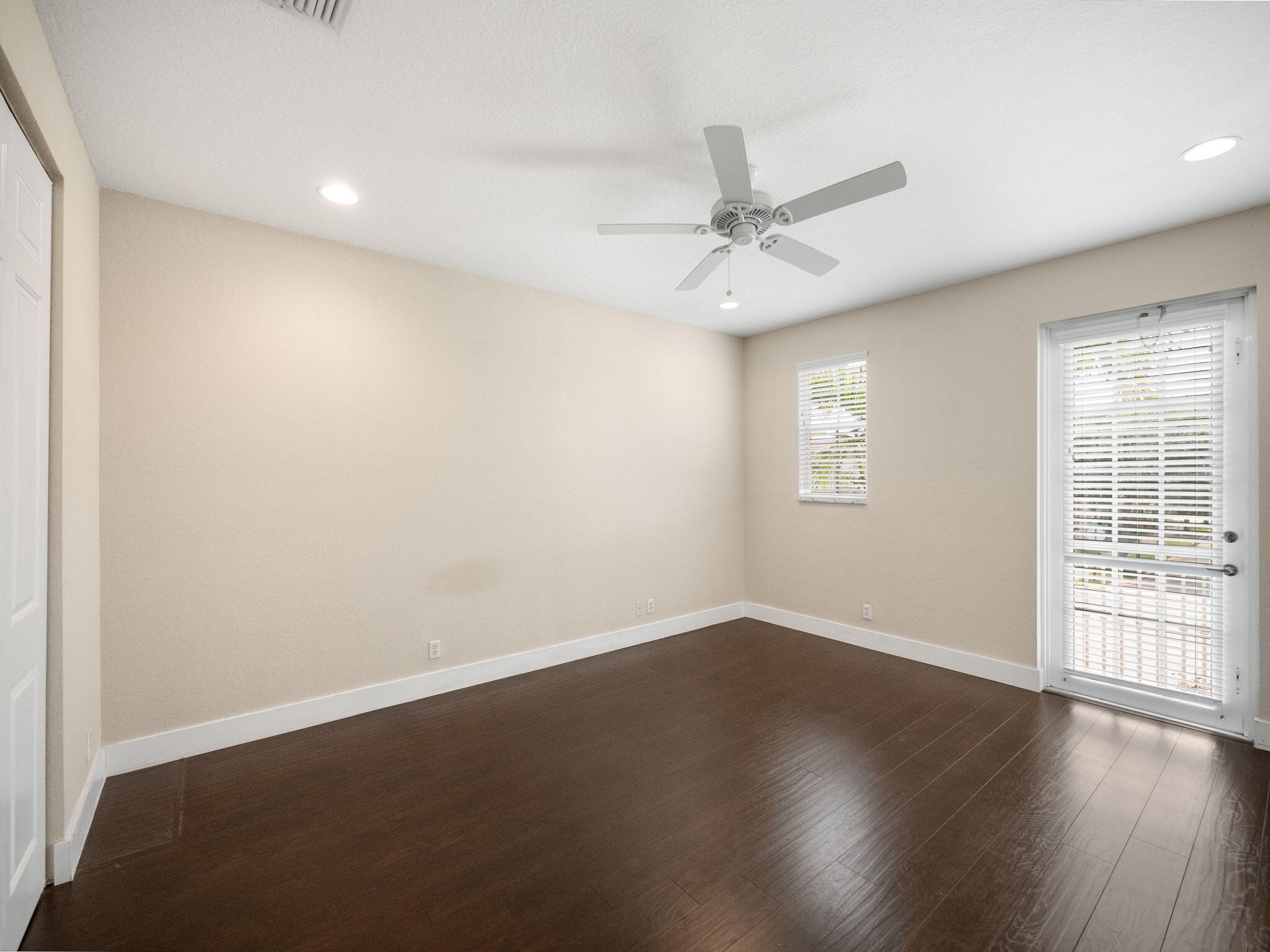 605 NW 25th Avenue