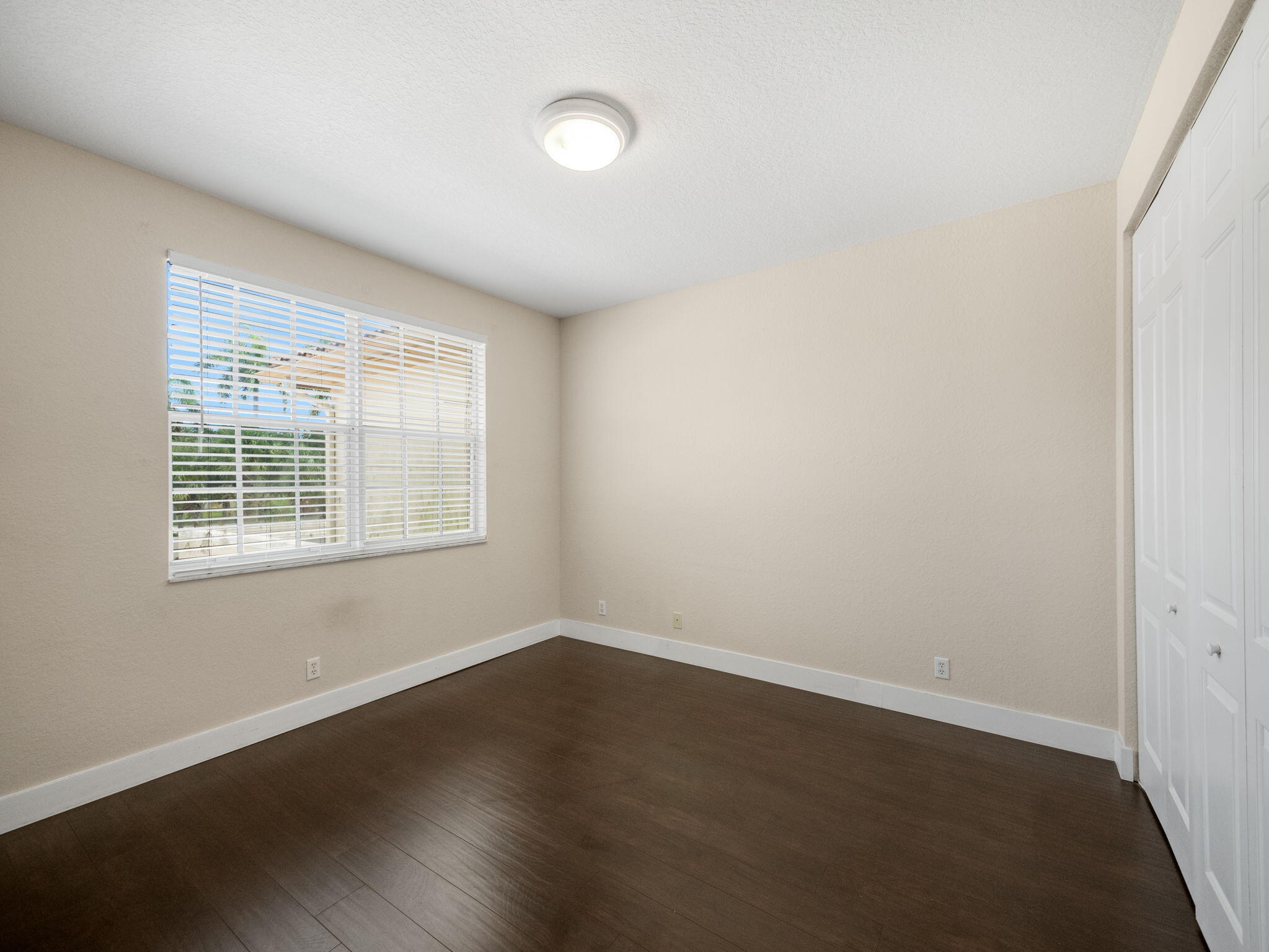 605 NW 25th Avenue