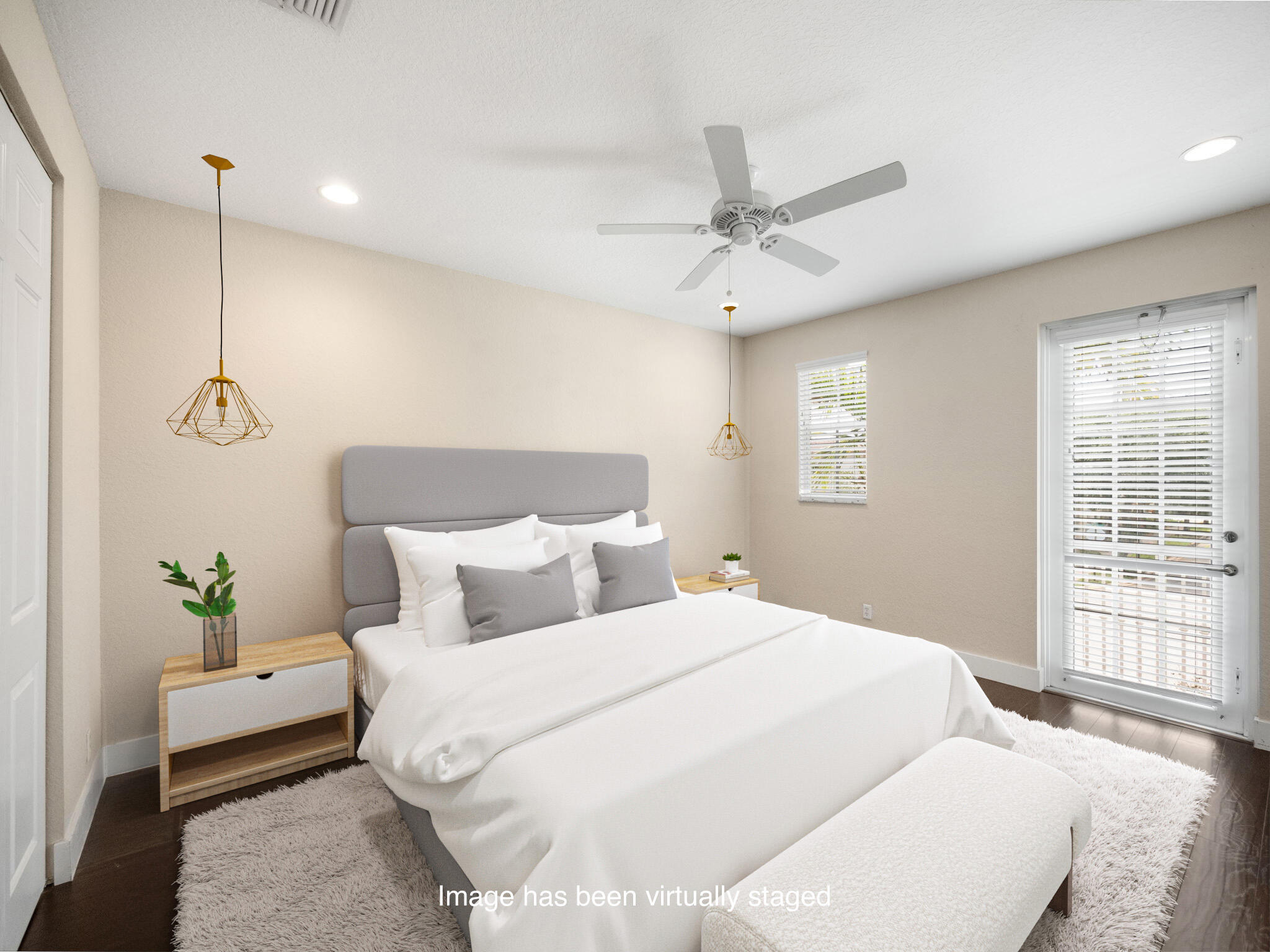 605 NW 25th Avenue