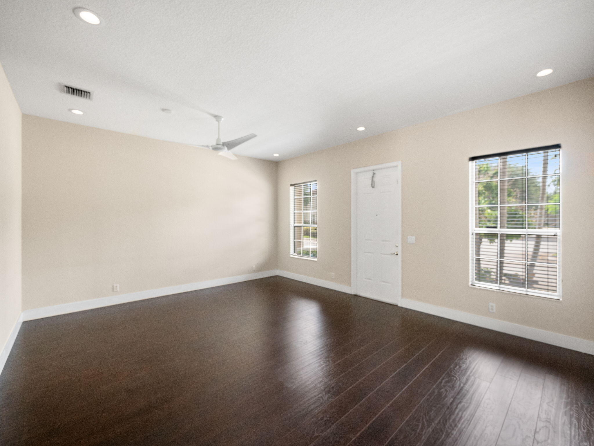 605 NW 25th Avenue