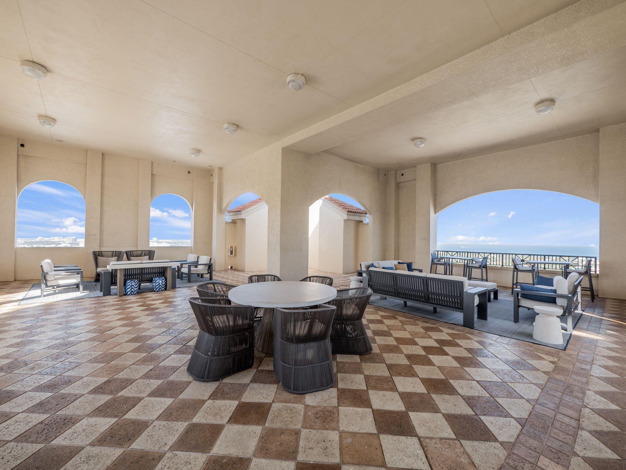 701 S Olive Avenue 1405