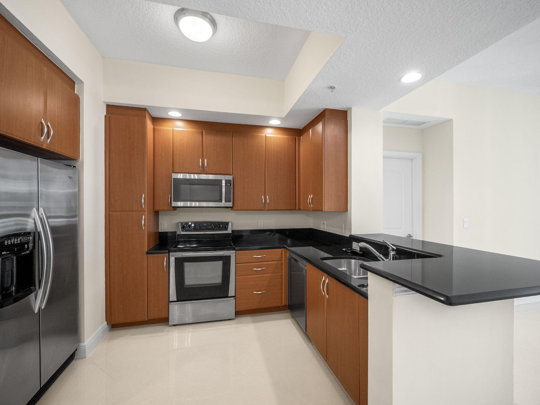 701 S Olive Avenue 1405