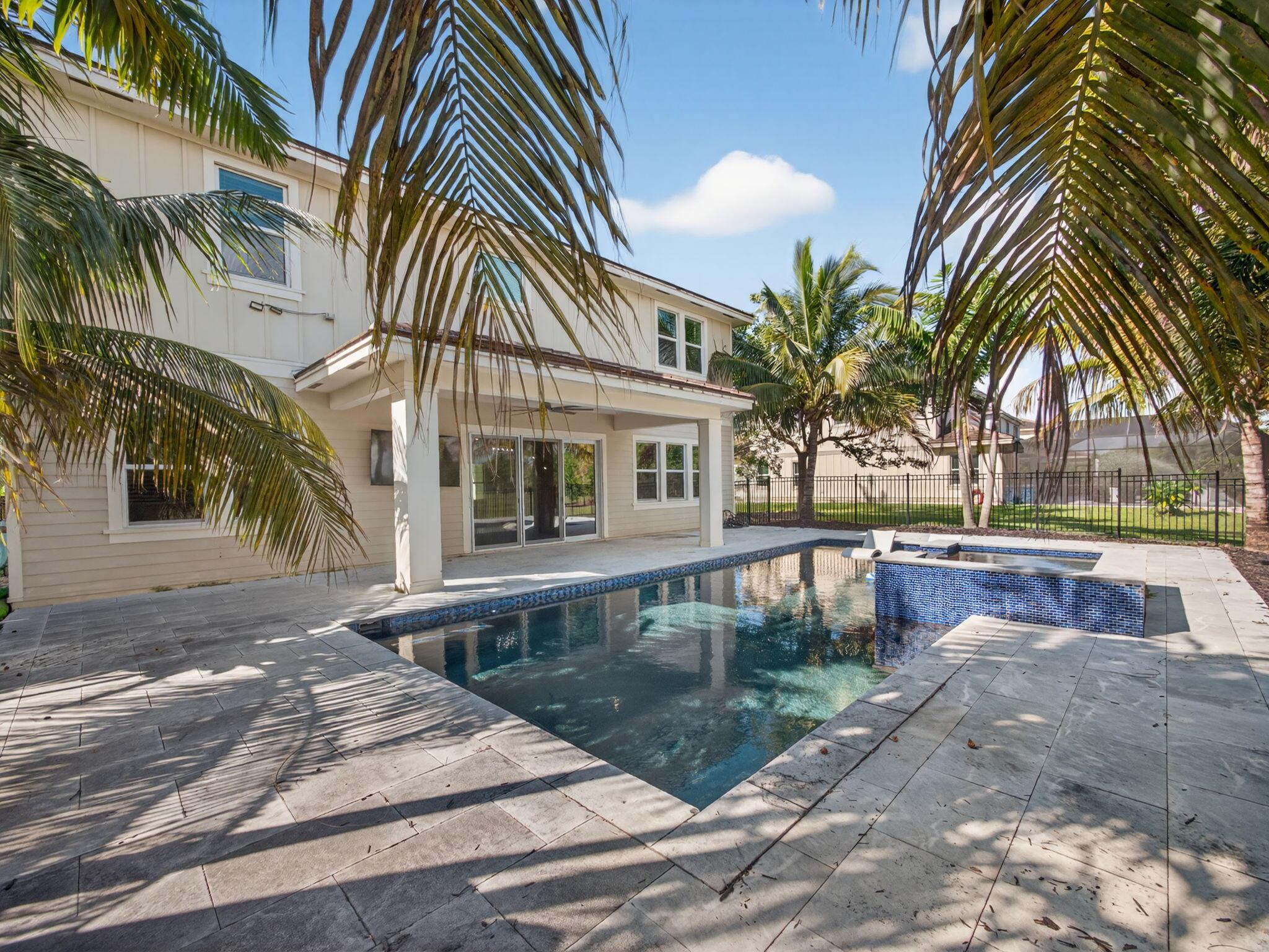 19655 Split Rail Run