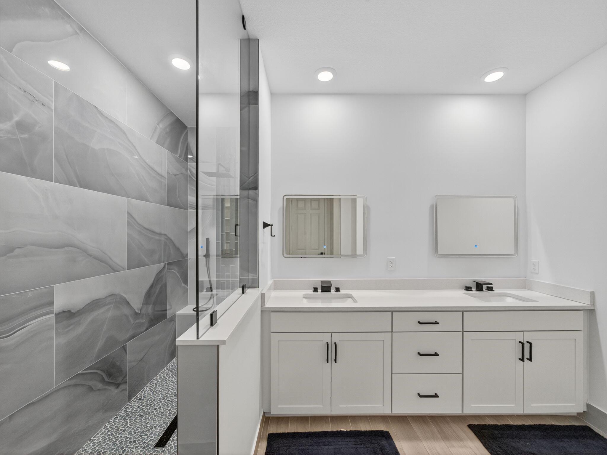 19655 Split Rail Run