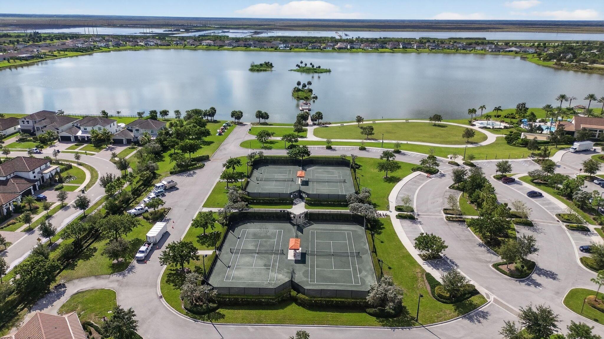 19655 Split Rail Run