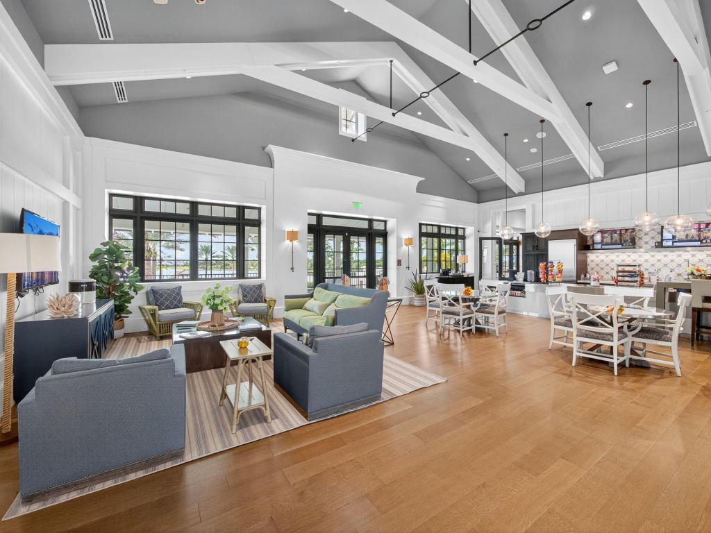 19655 Split Rail Run