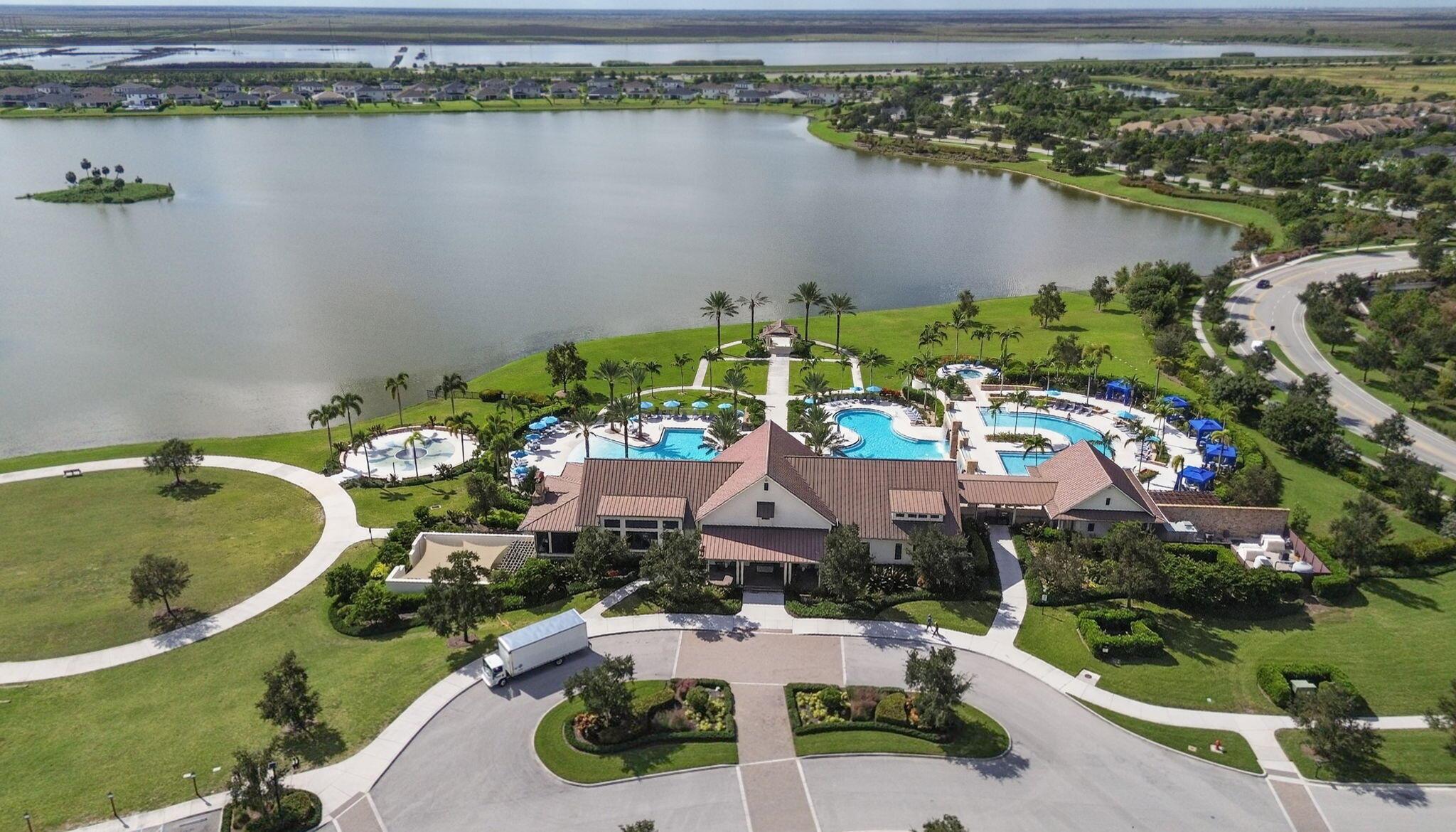 19655 Split Rail Run