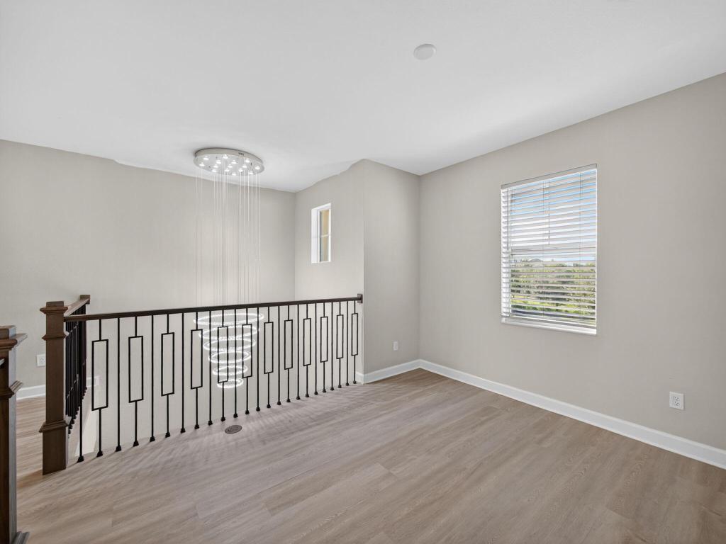 19655 Split Rail Run