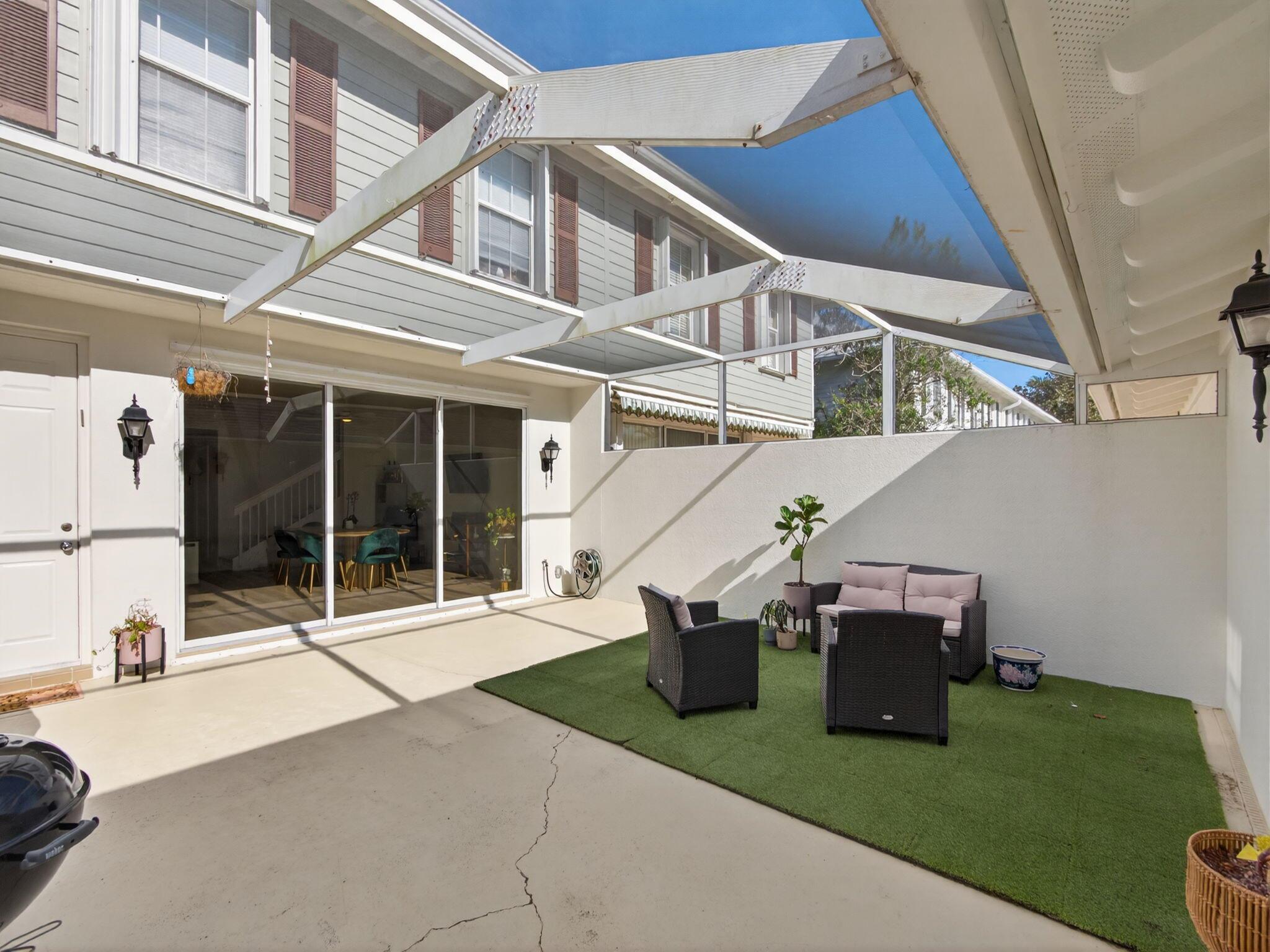 2785 E Community Drive