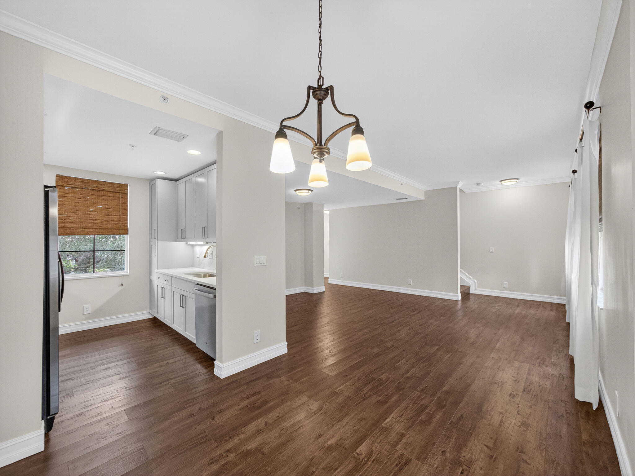 747 St Street 747