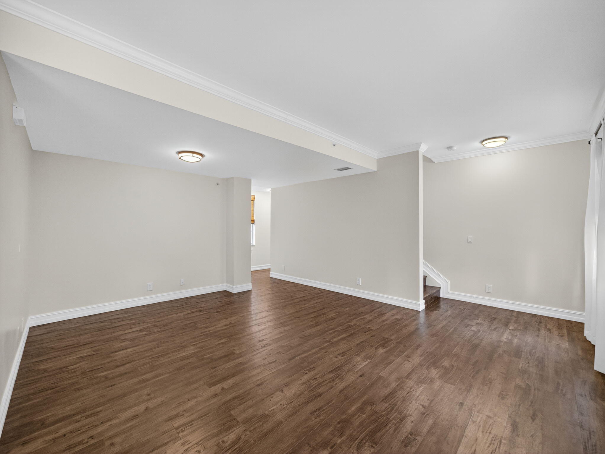 747 St Street 747