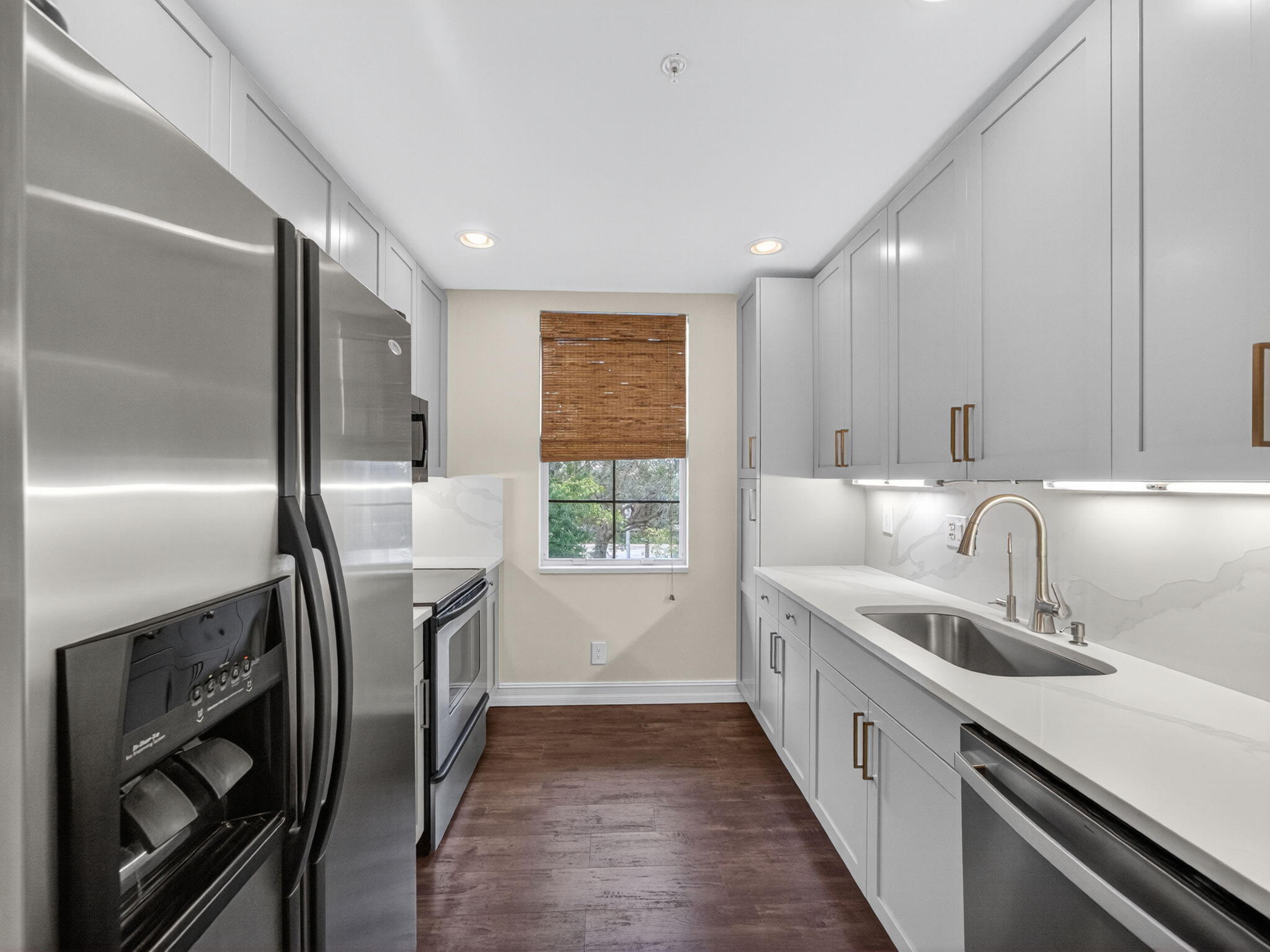 747 St Street 747