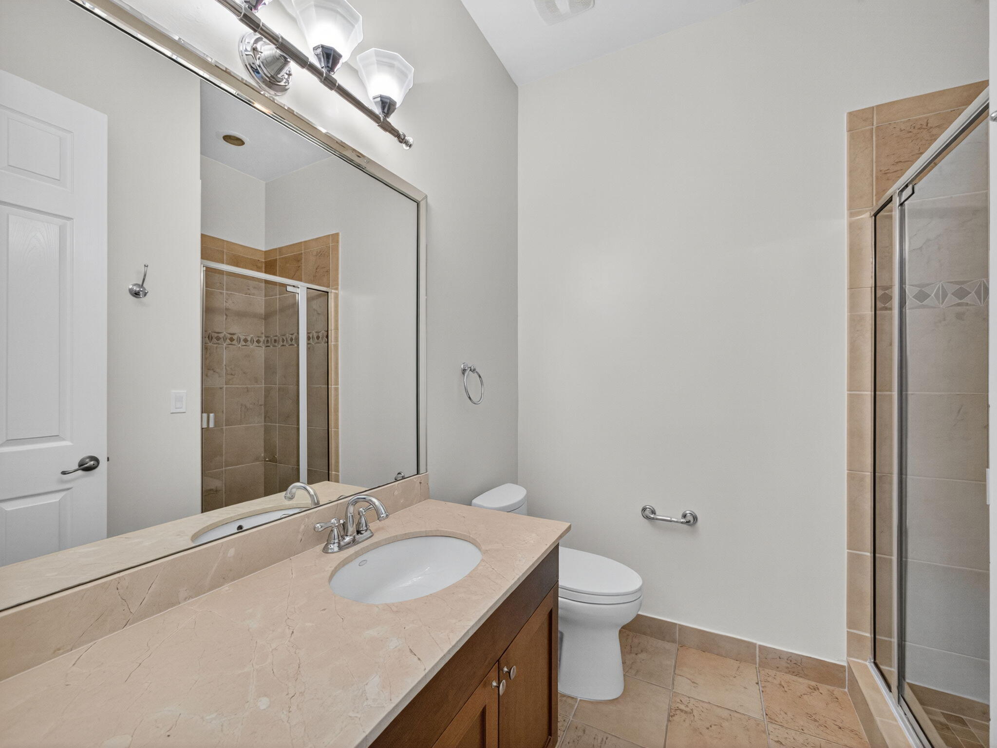 747 St Street 747
