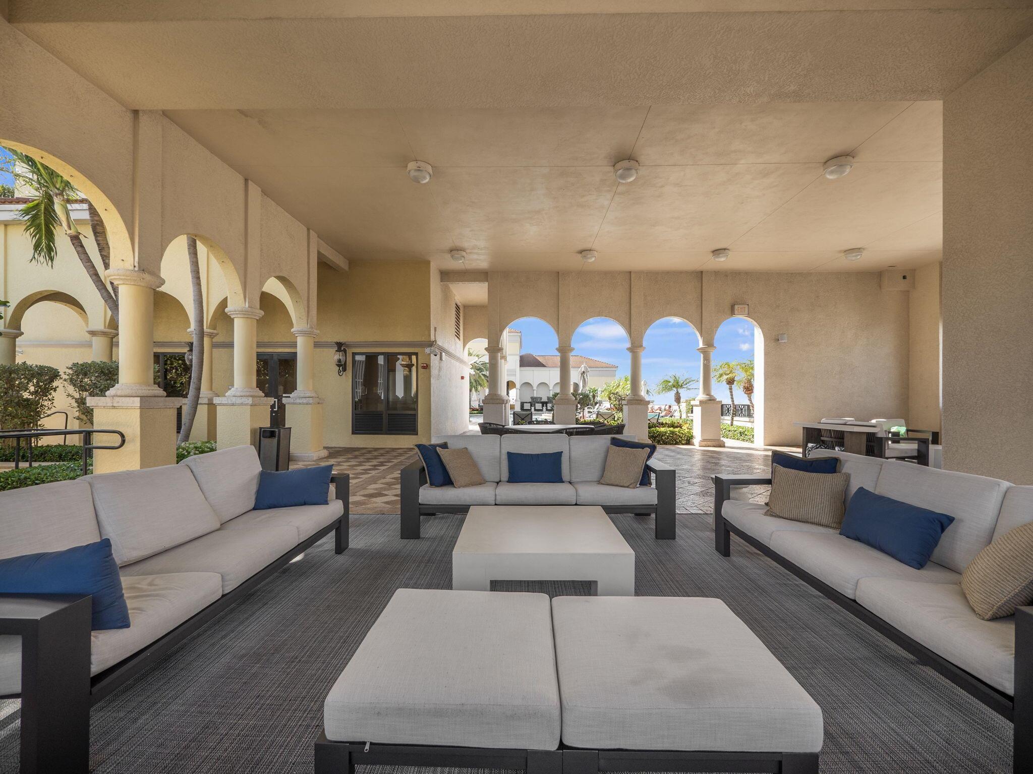 701 S Olive Avenue 1105