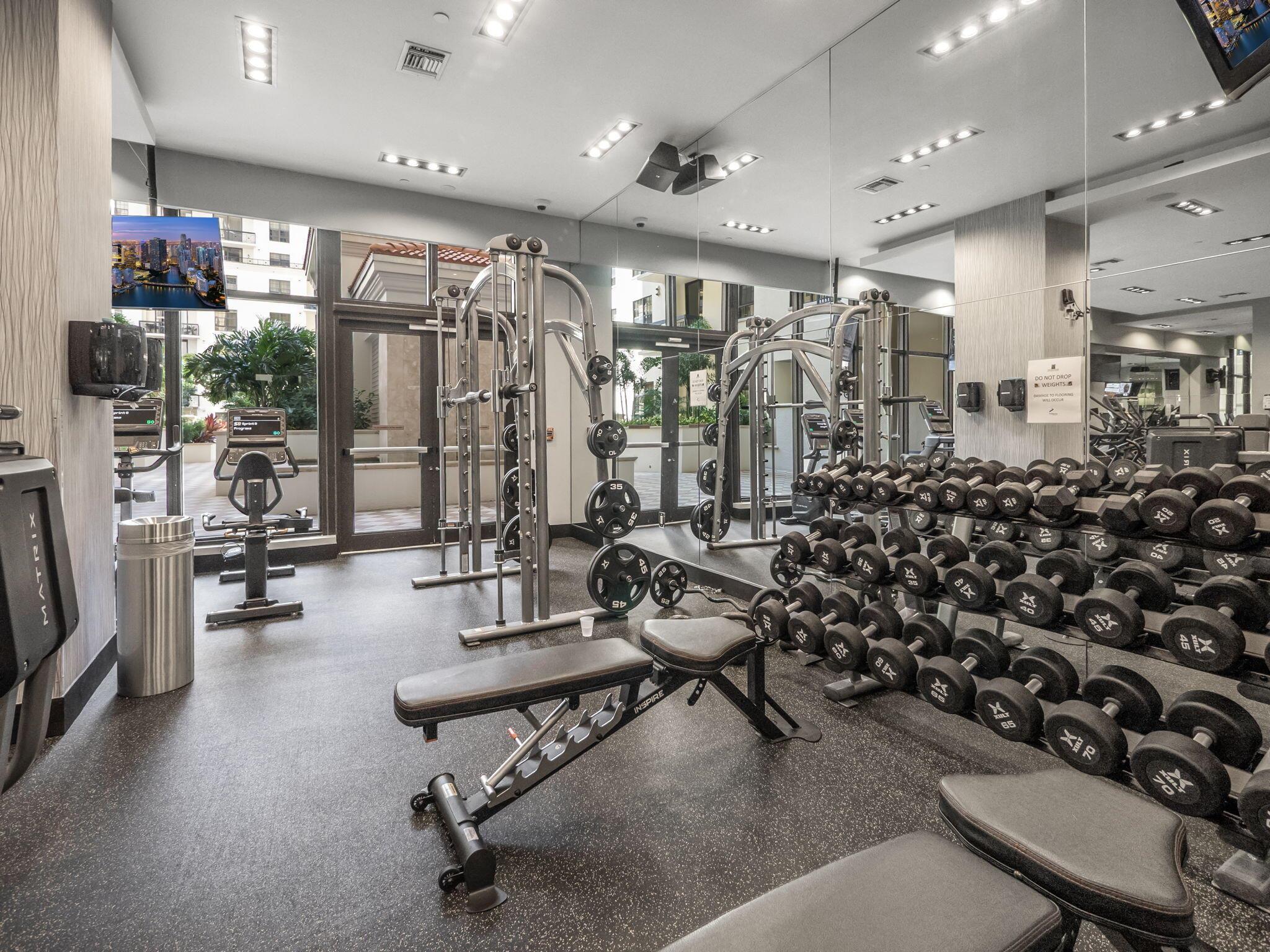 701 S Olive Avenue 1105