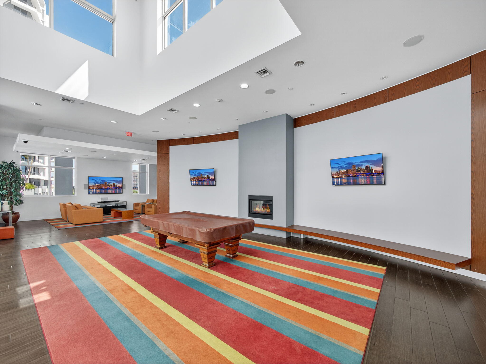 300 S Australian Avenue 1606