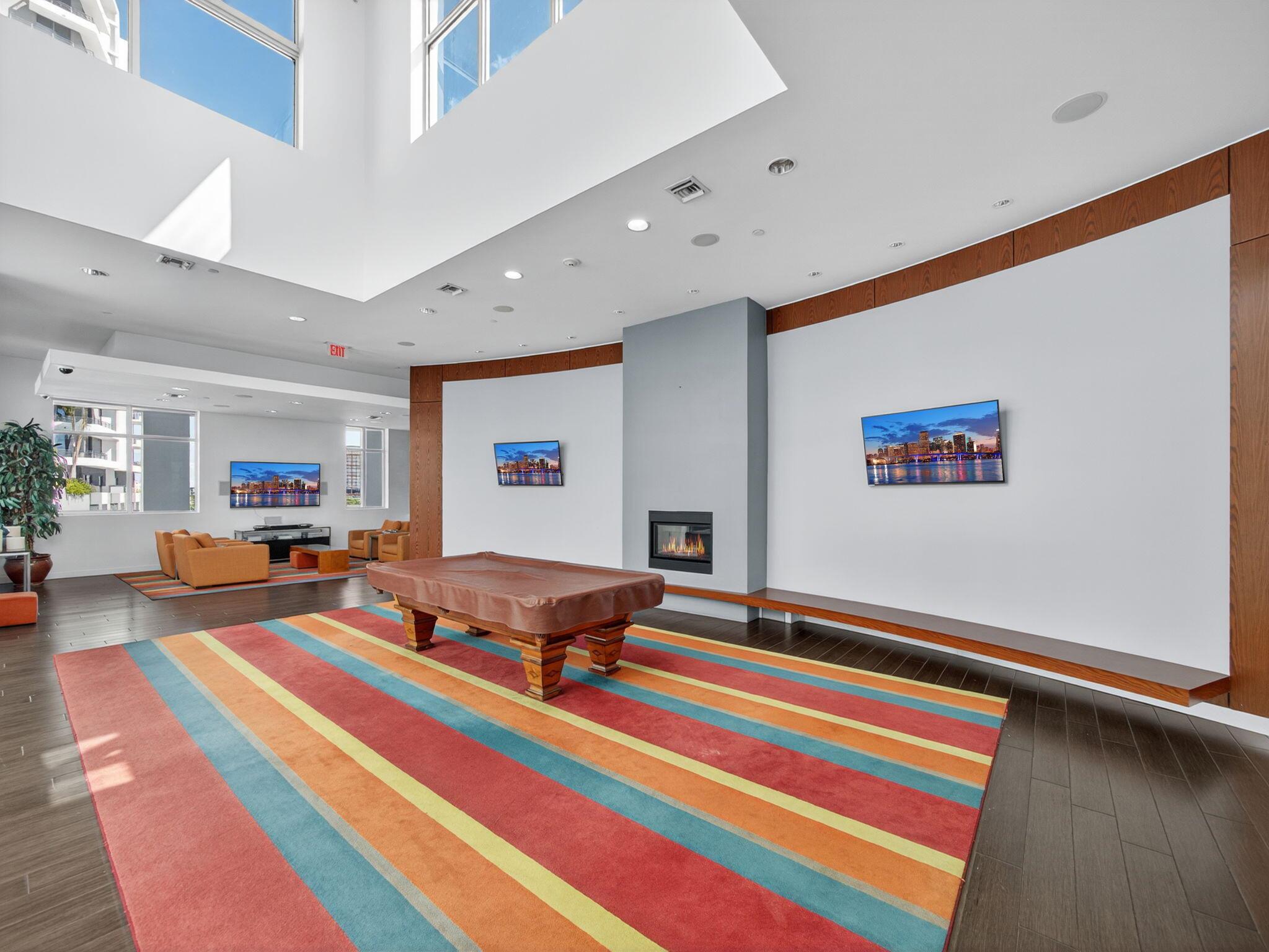 300 S Australian Avenue 1606