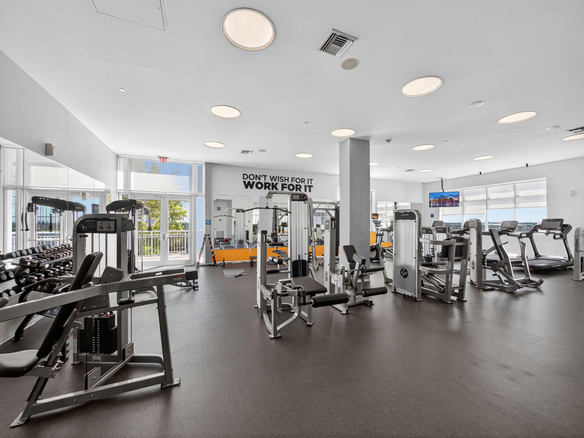 300 S Australian Avenue 1606