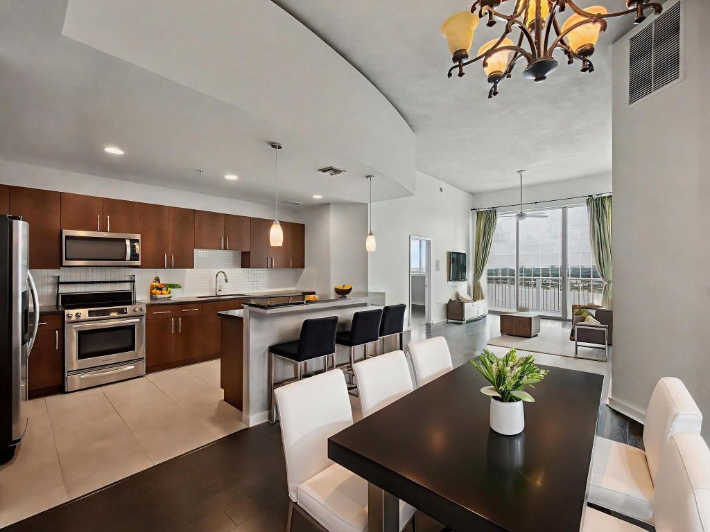 300 S Australian Avenue 1606