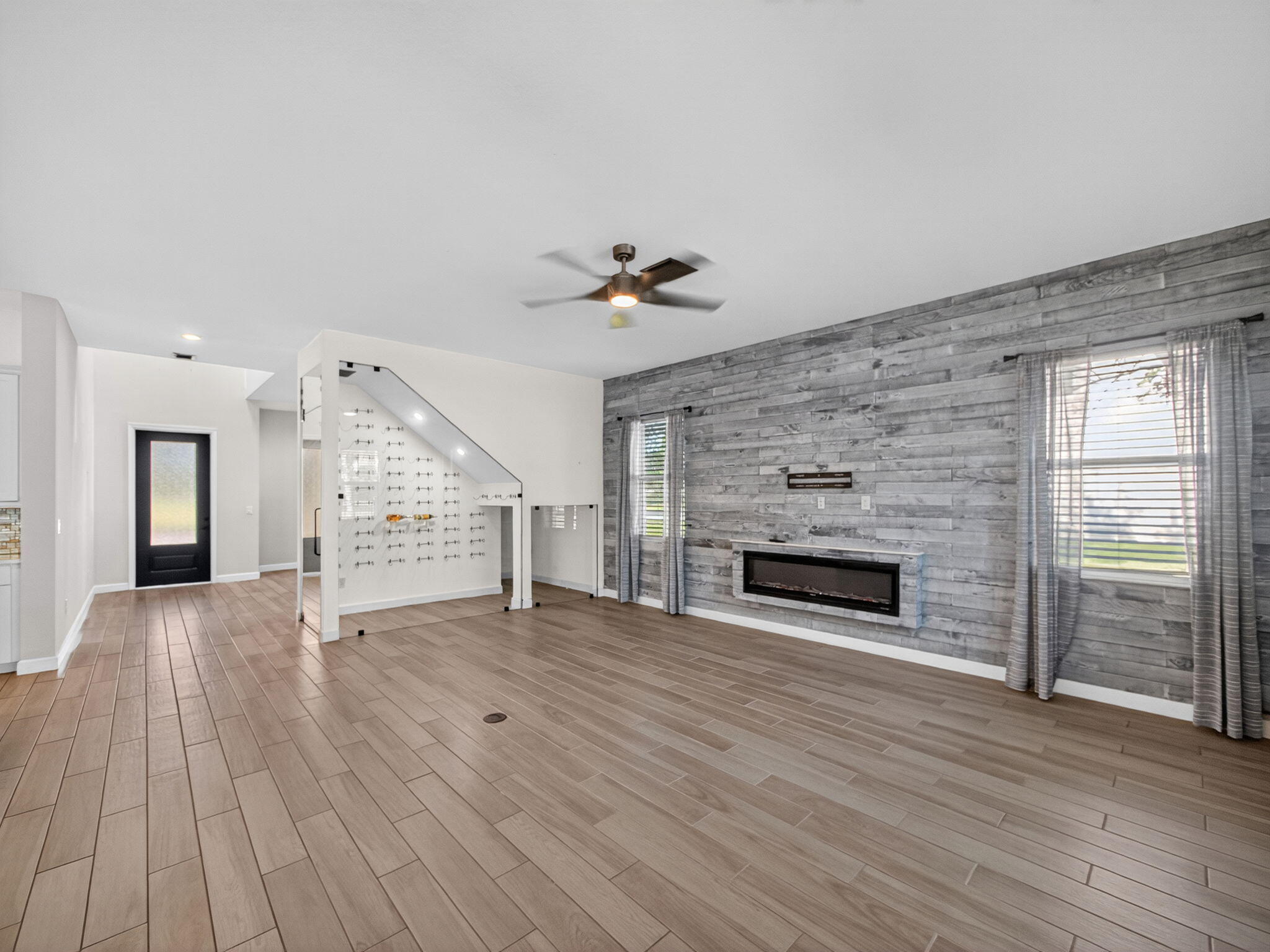 19655 Split Rail Run