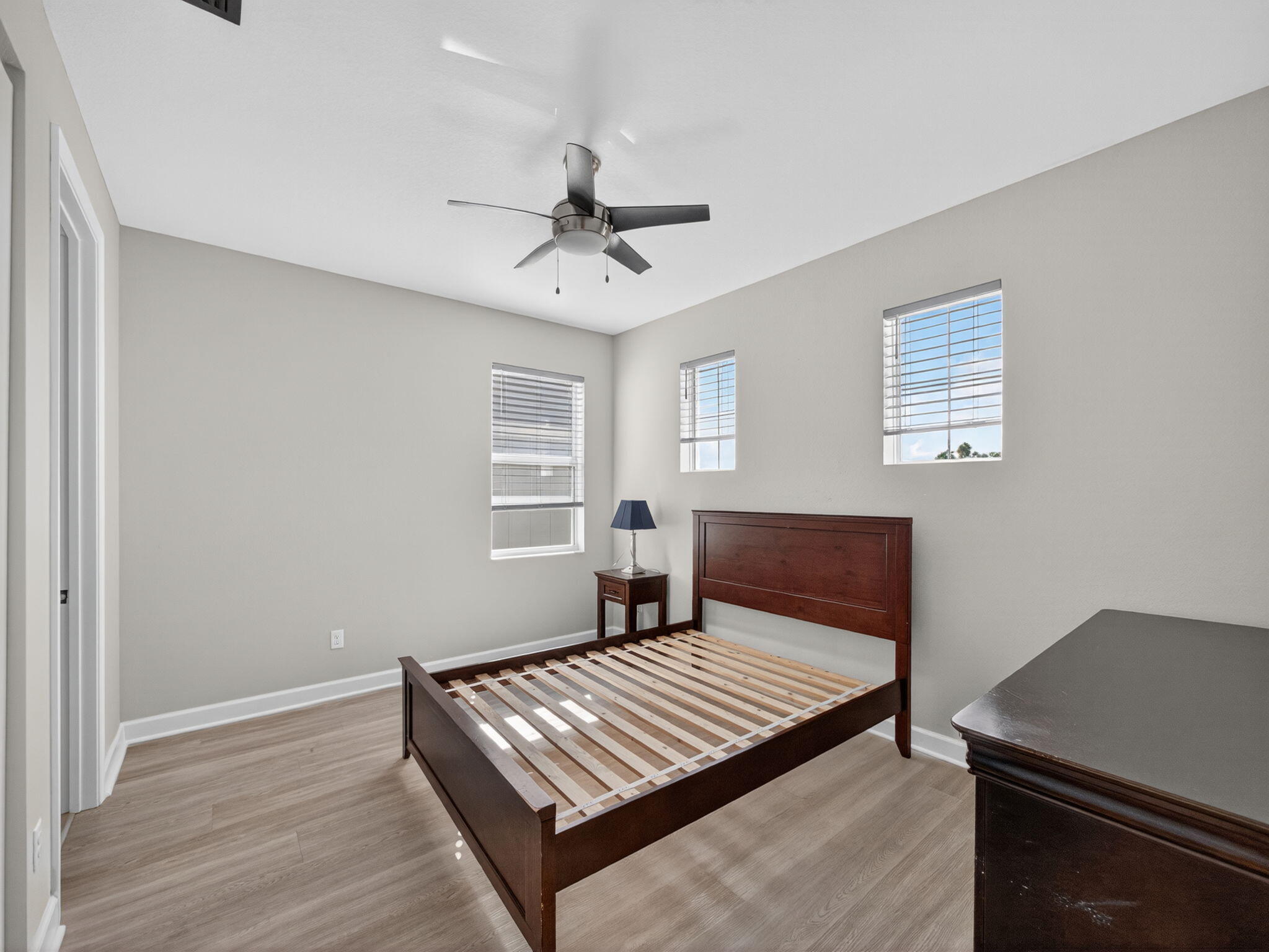 19655 Split Rail Run