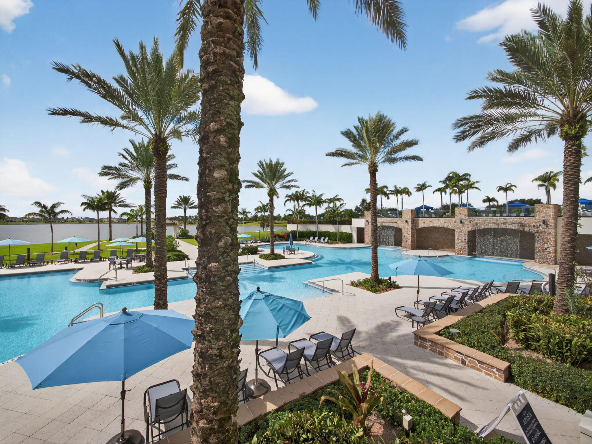 19655 Split Rail Run