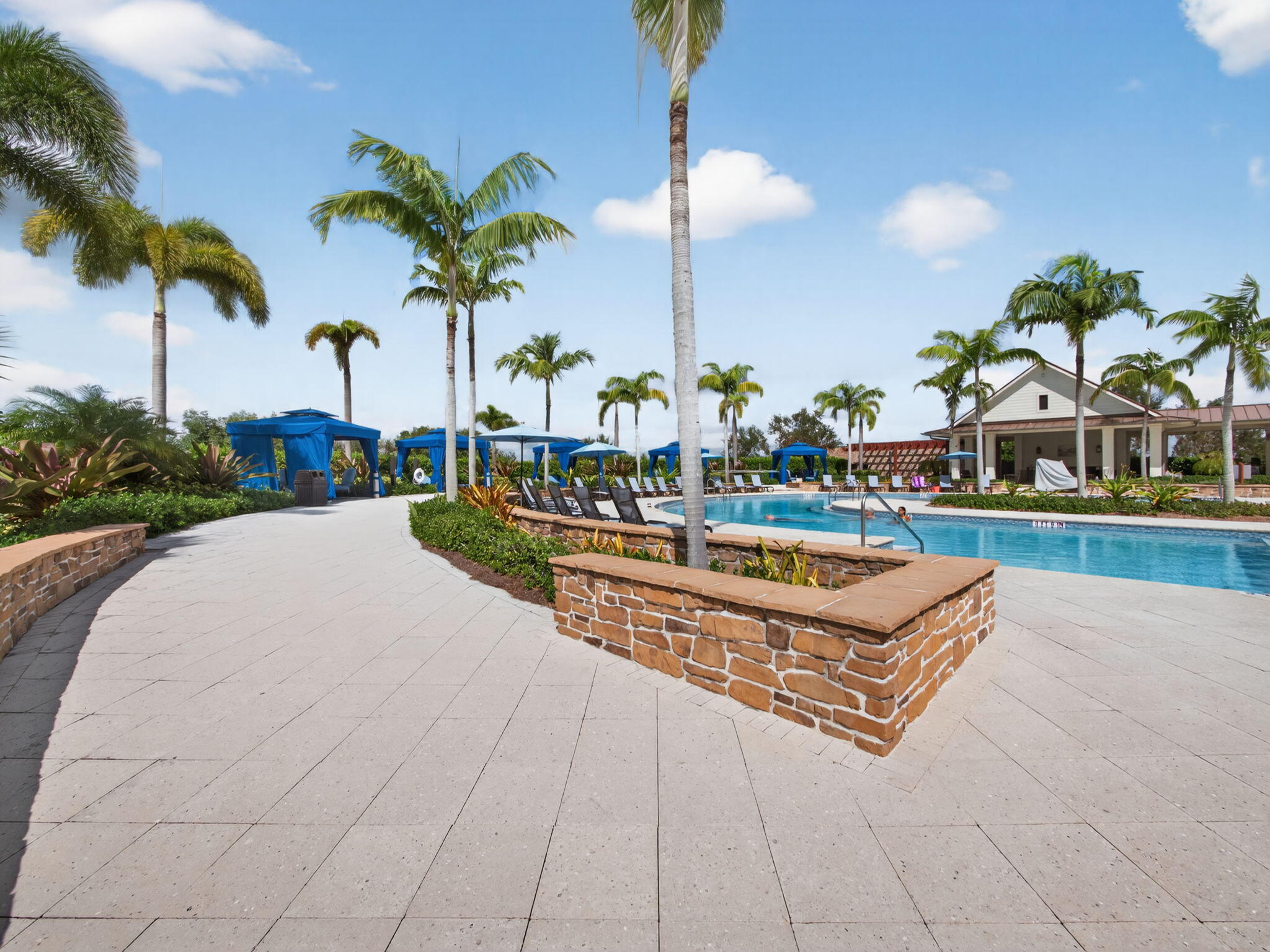 19655 Split Rail Run