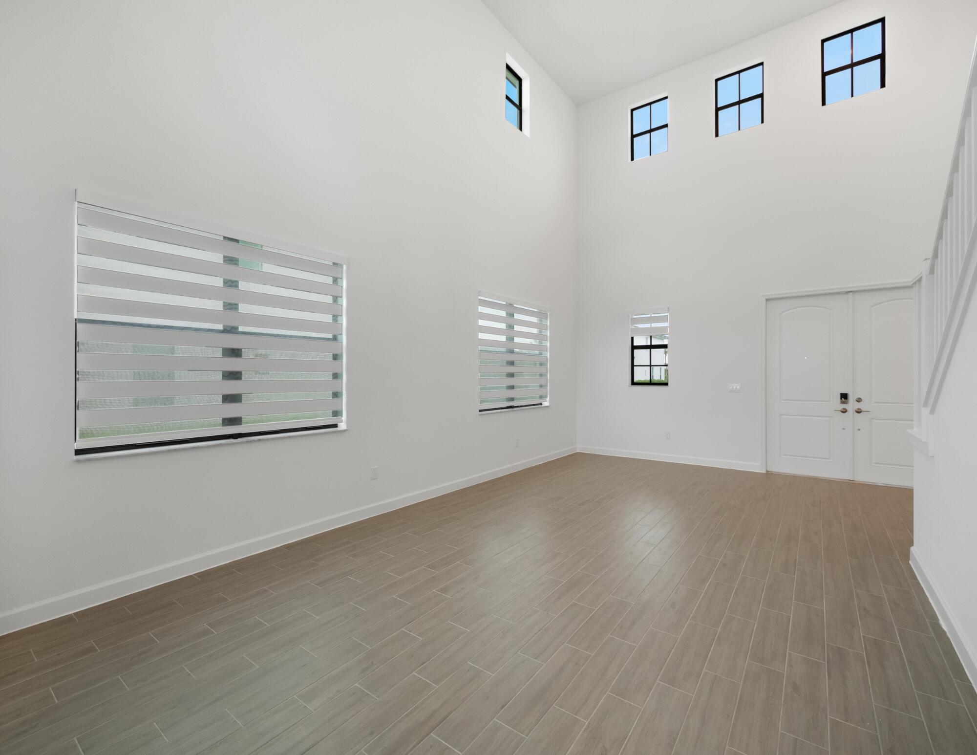 1325 Whitcombe Drive