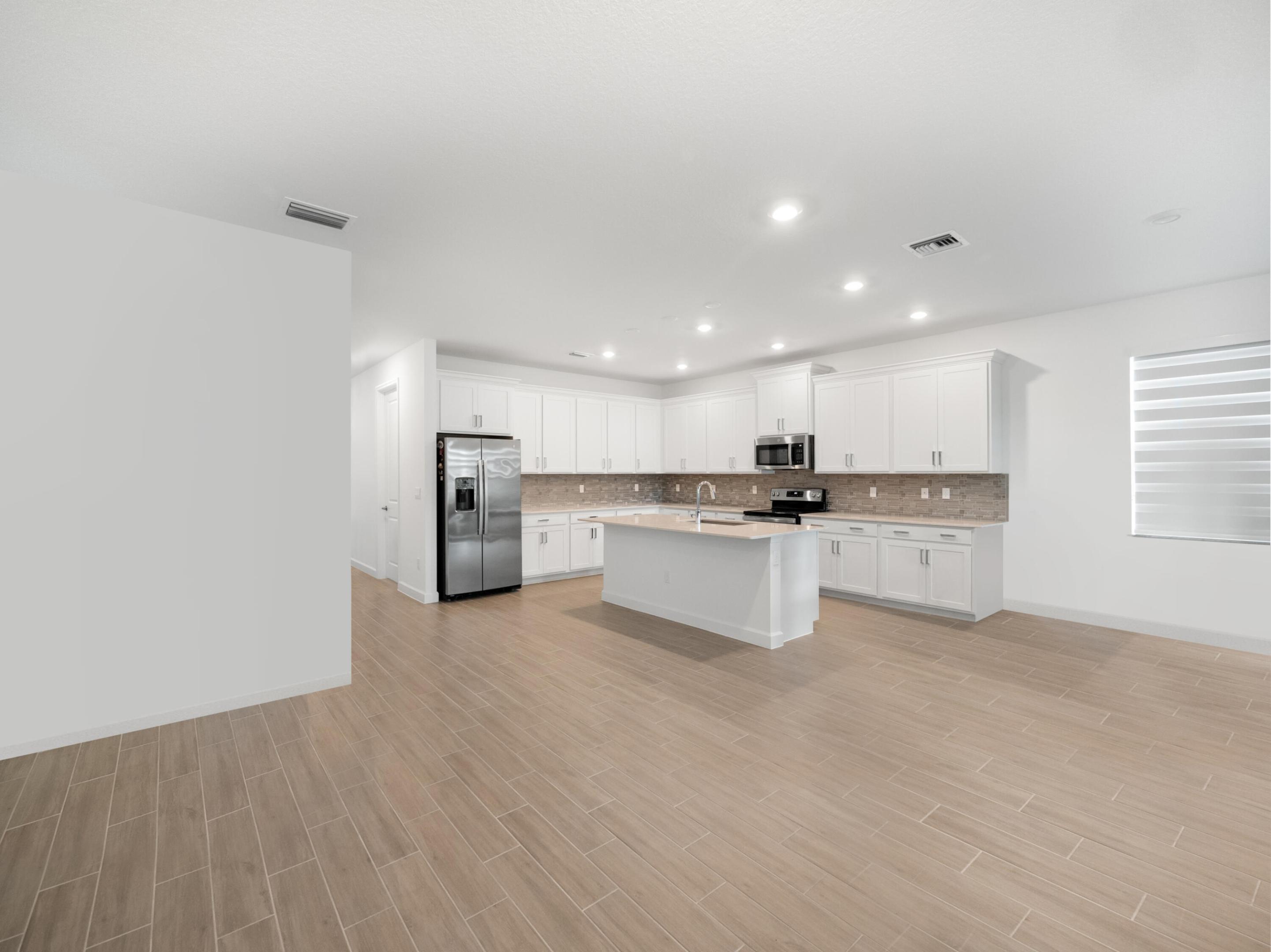 1325 Whitcombe Drive