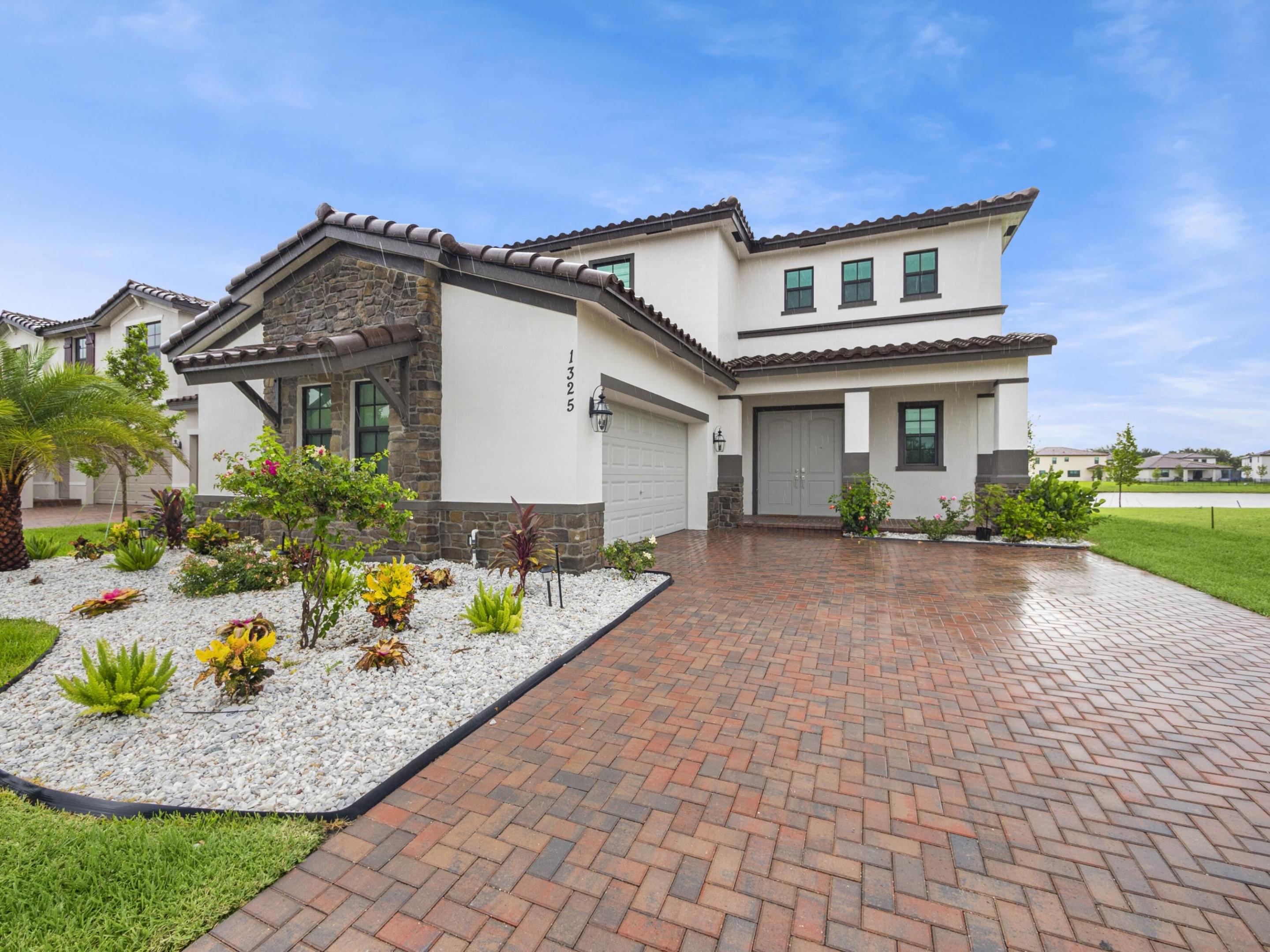 1325 Whitcombe Drive