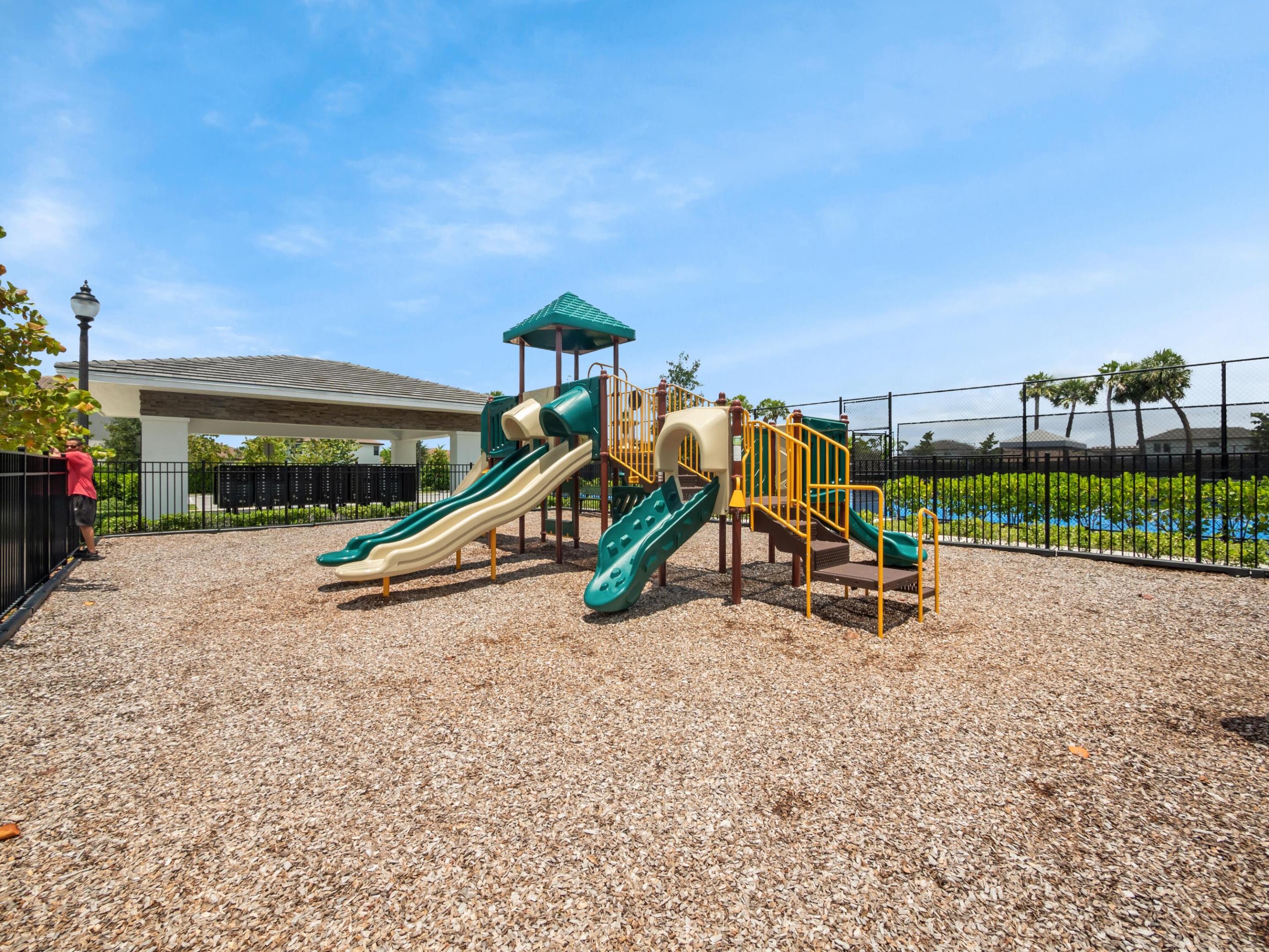 1325 Whitcombe Drive