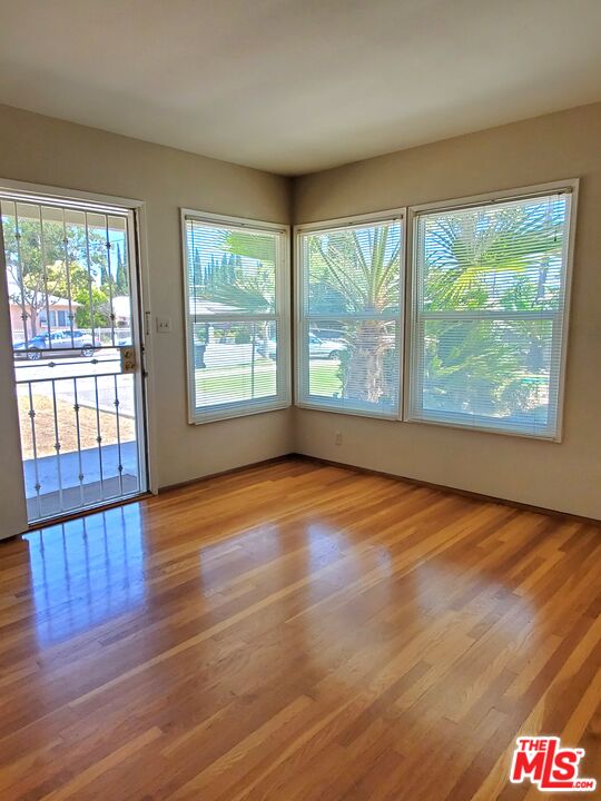 914 E Mabel Ave