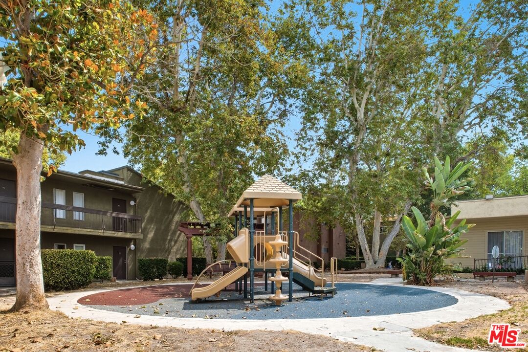 18350 Hatteras St Unit: 253