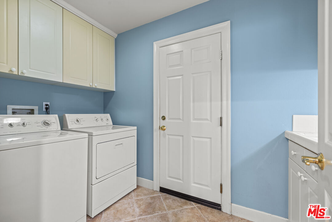 3432 Daniella Ct