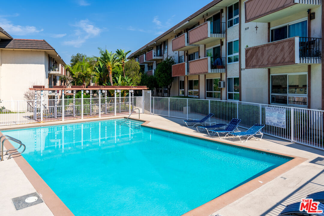 5585 E Pacific Coast Hwy Unit: 340