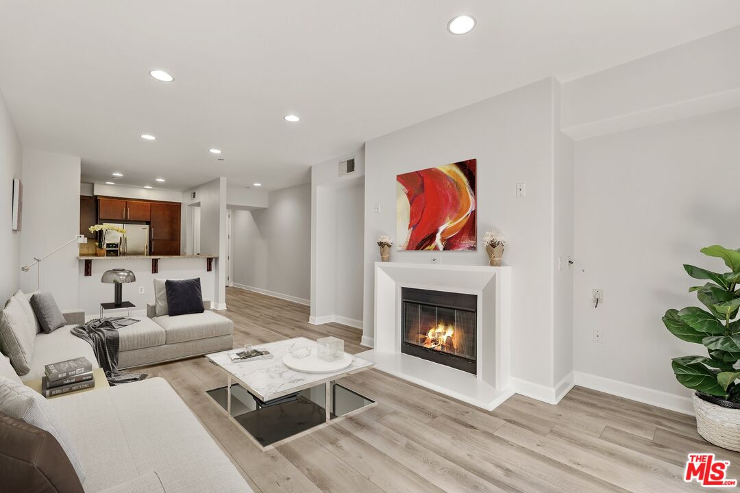 14412 Killion St Unit: 205