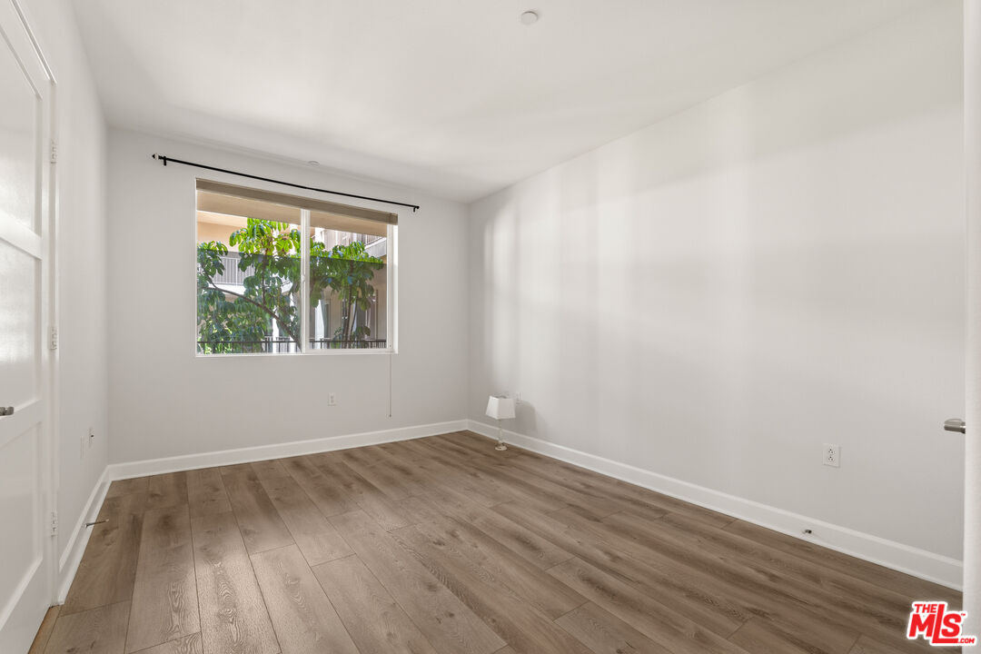 14412 Killion St Unit: 205