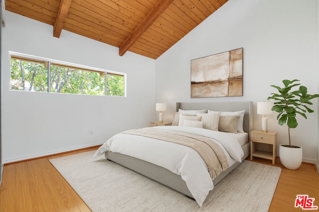 18350 Hatteras St Unit: 253