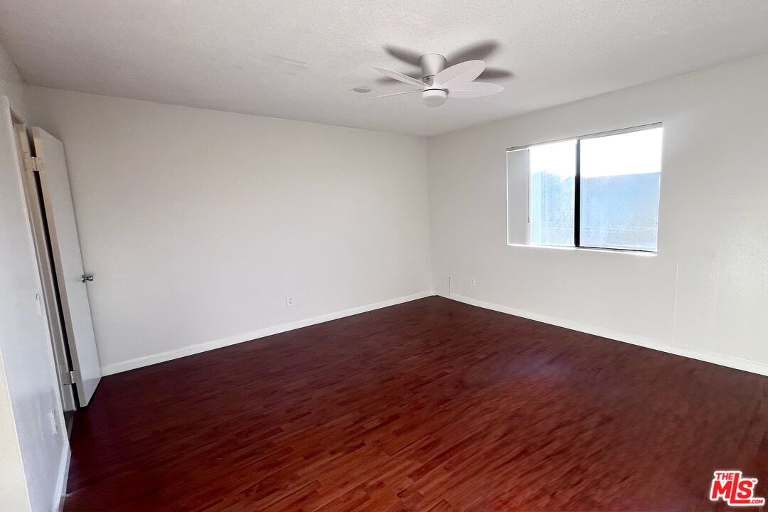 7442 Hazeltine Ave Unit: 204