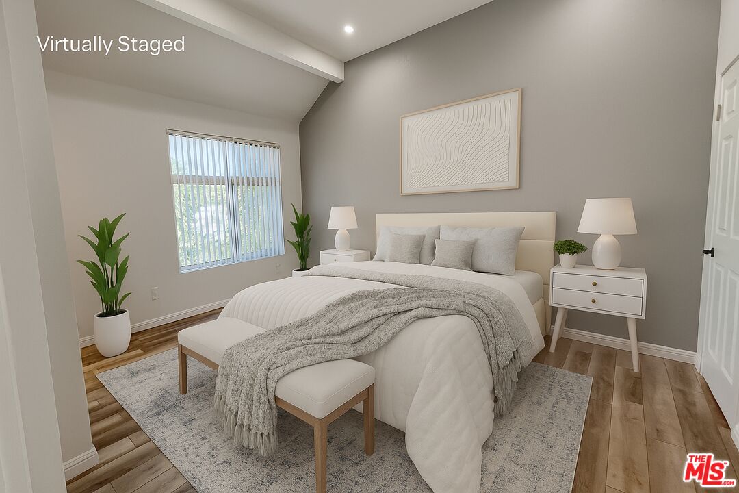 5420 Sylmar Ave Unit: 314